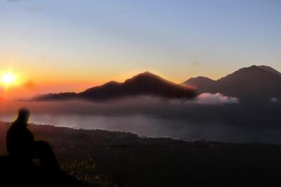Mount Batur Sunrise Trekking Private All Inclusive - Pickup to the Volcano: How the Morning Actually Moves