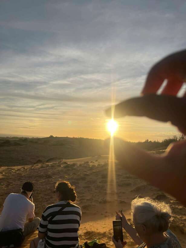 Mui Ne Group tour: Sunrise or Sunset Sand Dunes By Jeep - Sunrise vs Sunset in Mui Né: Same Route, Different Timing
