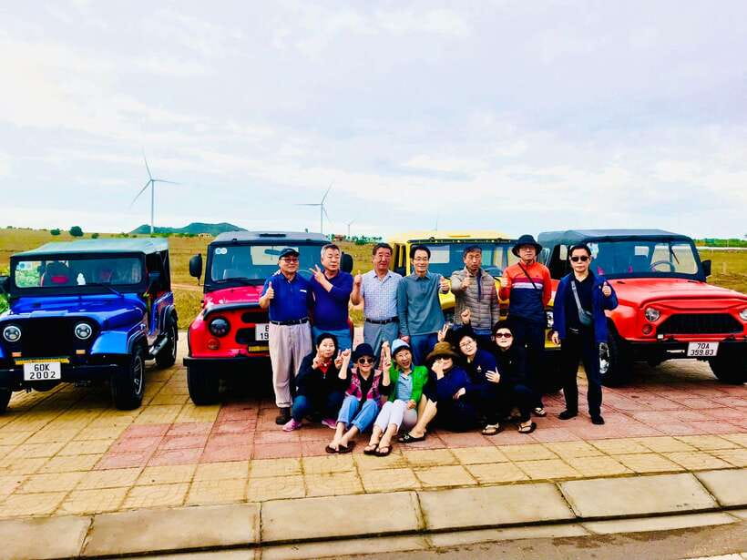 Mui Ne Group tour: Sunrise or Sunset Sand Dunes By Jeep - Getting to the White Sand Dunes: Your First Big Photo Moment