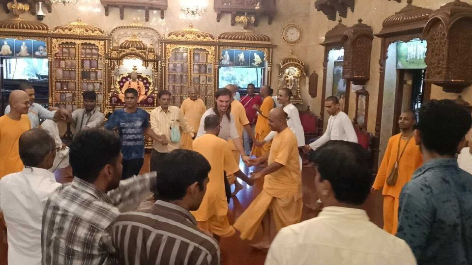 Mumbai: Full-Day Sightseeing Tour of Mumbai - Pickup, Air-Con Comfort, and How the Day Really Moves