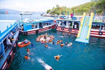 Nha Trang: Coral Reef Snorkeling and Floating Bar Party - Pickup, Marina Time, and Your First Water-Ready Checks