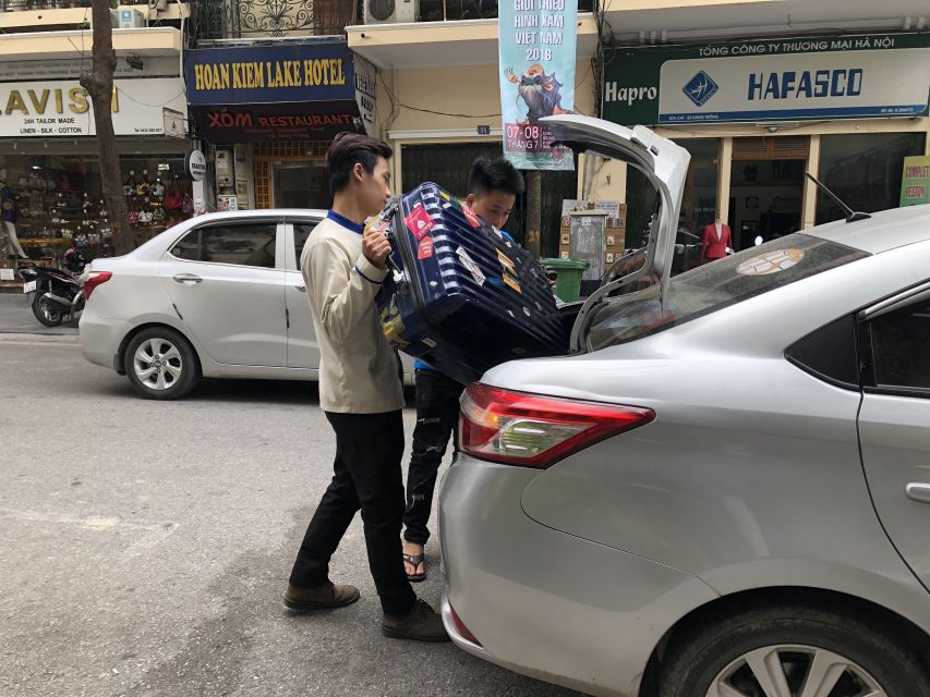 Nội Bài International Airport Private Transfer - Communication and what language support looks like