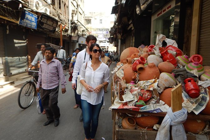 Old Delhi Food, Heritage&Cultural Walk with Rickshaw ride to Masterji Kee Haveli - Food and Drinks: What’s Included, and Why It Matters