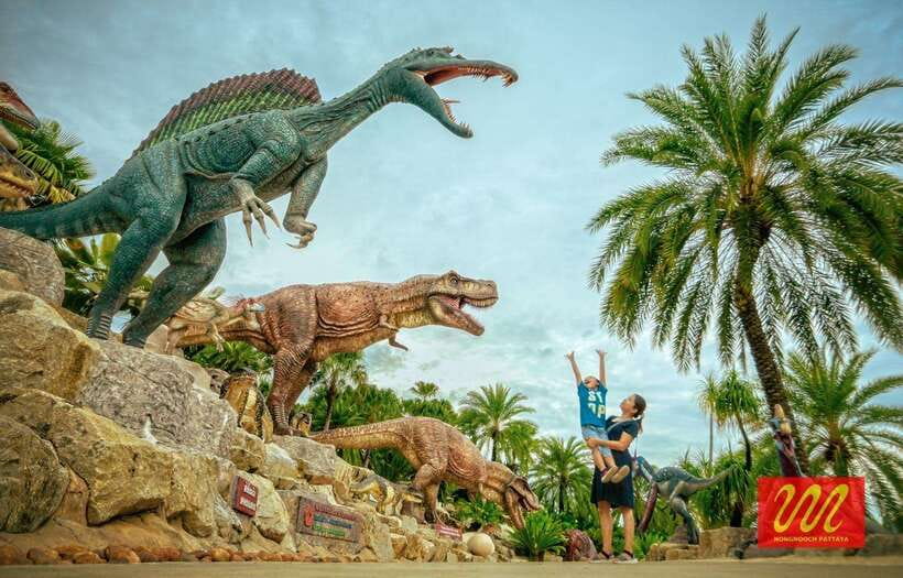 Pattaya: Nong Nooch Tropical Garden Ticket for Foreigners - Getting around inside the park: shuttle stops vs walking vs e-bikes