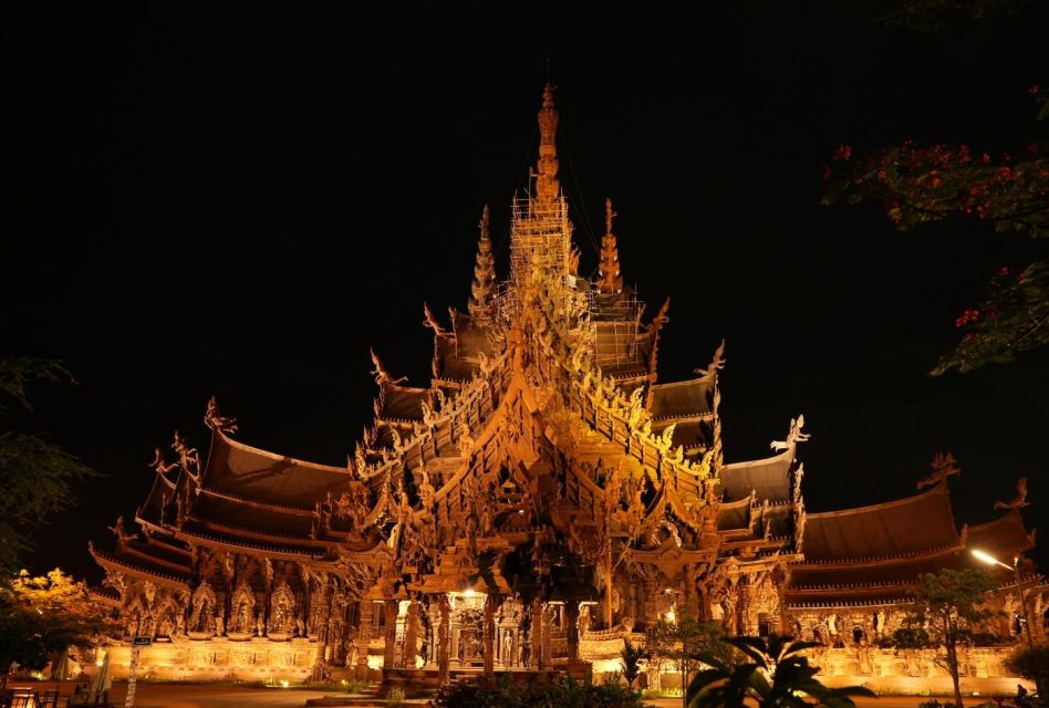Pattaya: The Sanctuary of Truth Admission Ticket - Clothing rules you shouldn’t ignore (they’re enforced)