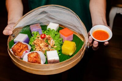 Penang Plates Food Tour with 15+ Tastings - Starting at Pinang Peranakan Mansion: easy to find, easy to begin hungry