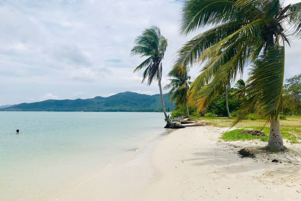 Phang Nga Bay: Early Bird James Bond & Beyond Tour - Samet Nangshe viewpoint and the limestone show