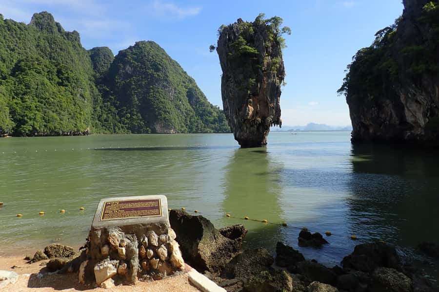 Phang Nga Bay: Early Bird James Bond & Beyond Tour - Khao Phing Kan and the swim break: where the day cools off