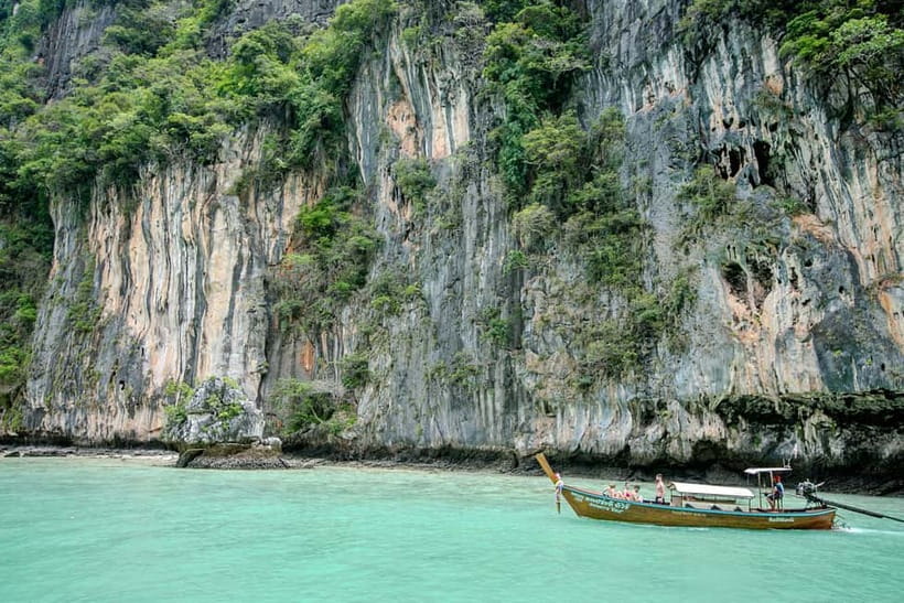 Phi Phi : 7 Island Snorkeling & Sunset Tour by Longtail Boat - Food on the Boat: Included Meals and How to Stay Energized