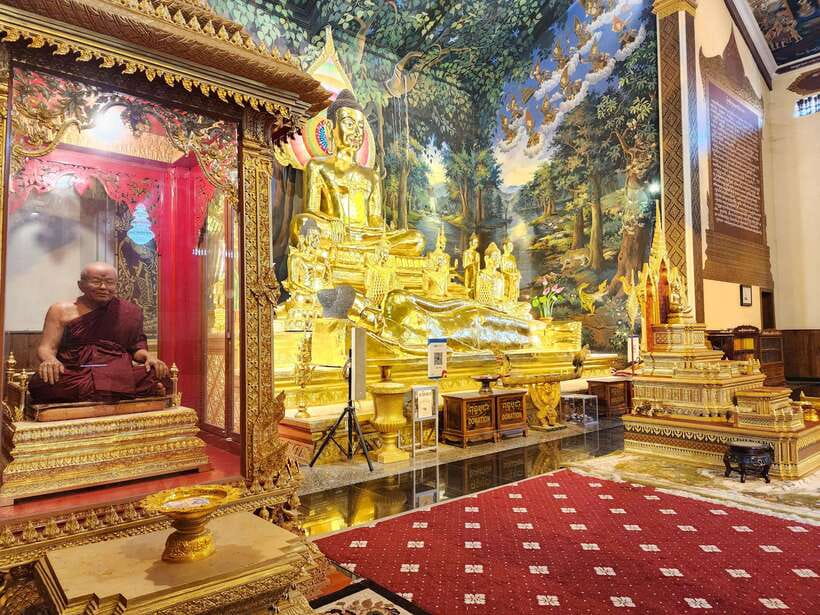 Phnom Penh: Highlights Tour Including S21 and Killing Fields - How this Phnom Penh day balances city sights and real history