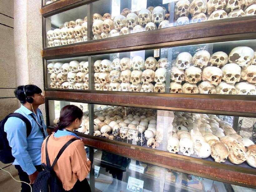 Phnom Penh: Killing Fields and Prison S21 Bus Tour - Why the S21 + Killing Fields bus format feels right