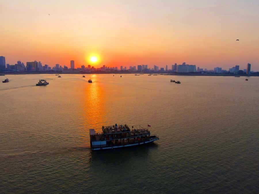 Phnom Penh: Sunset Cruise with Unlimited Beer &Fruit platter - Price and Value: How $9 Really Stacks Up
