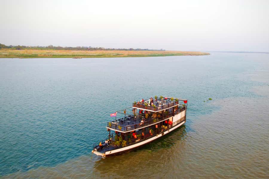 Phnom Penh: Sunset Cruise with Unlimited Beer &Fruit platter - Quick Comfort and Practical Tips Before You Board