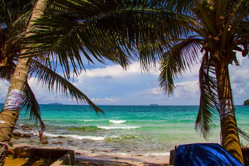 Phu Quoc: 3 Island Tour by Boat with Guide - Stop 2: Gam Ghi snorkeling and the best odds for breathing room
