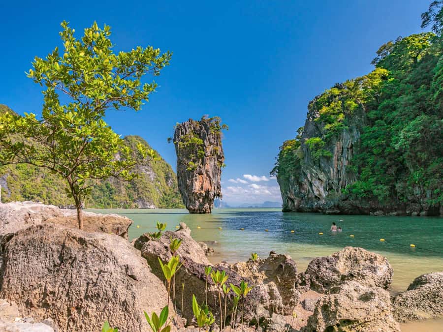 Phuket: 7 Wonders of Phang Nga Bay 6-Islands Tour - Ko Yao Yai and Palm Beach Club: a calmer start before the big icons