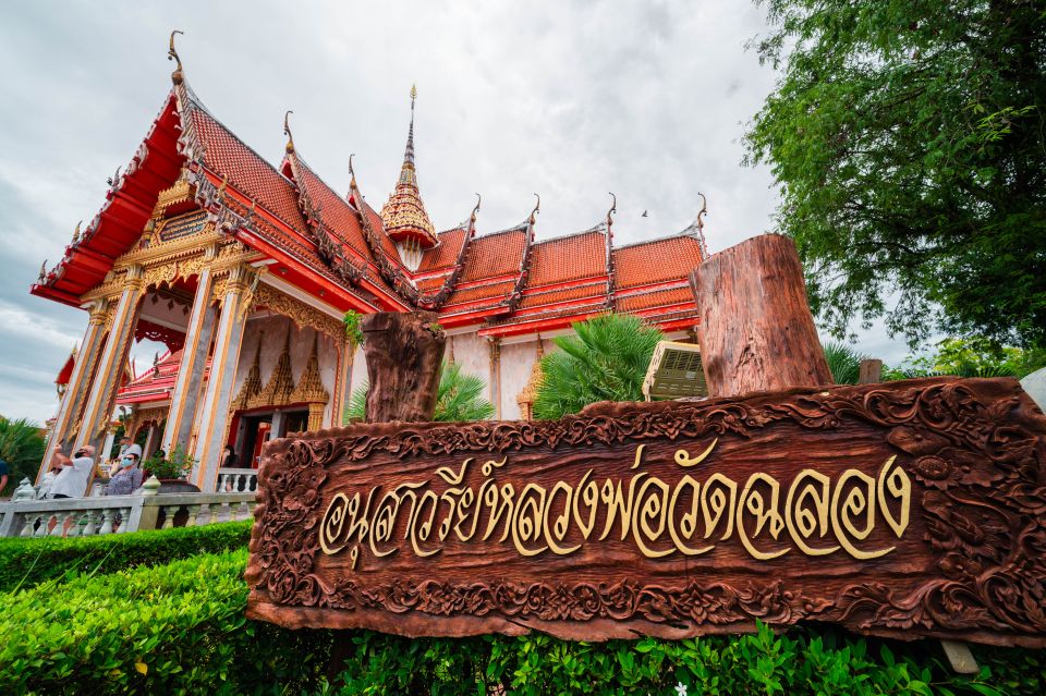Phuket: Half-Day City Highlights and Viewpoints Group Tour - Karon Viewpoint: west coast sea views for your last set of photos