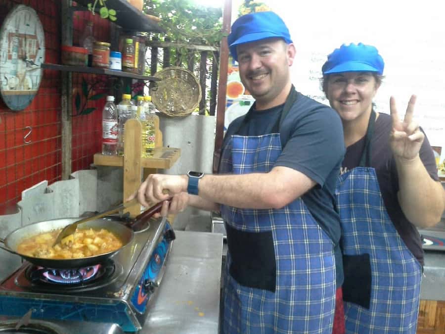 Phuket: Half Day Easy Thai Cooking Class & Local Market Tour - Getting Picked Up in Phuket: How the Timing Really Works