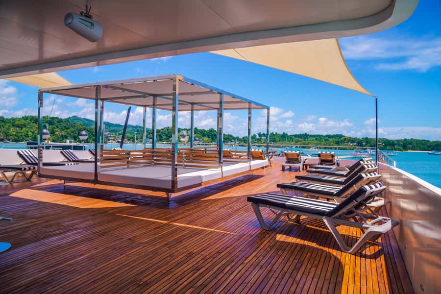Phuket: James Bond Island Luxury Sunset Cruise - Yai Island Swimming Break With Hammocks and Floating Gear