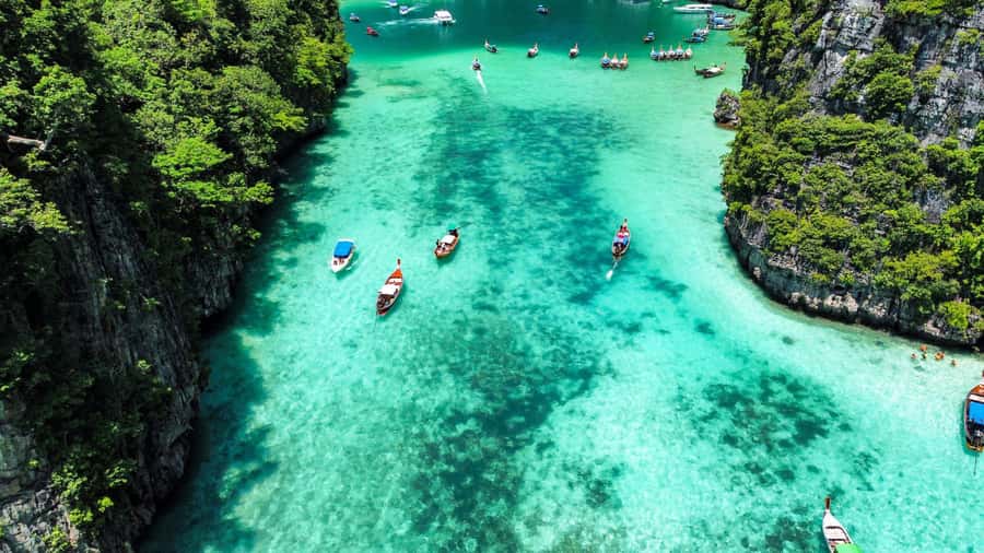 Phuket: Phi Phi, Bamboo & Maithon by Premium Speed Catamaran - Phuket to Phi Phi and beyond: what this day trip feels like