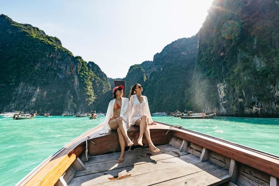 Phuket: Phi Phi Islands Day-Trip by Speed Catamaran - Phi Phi Don lunch: the part you’ll actually remember for food