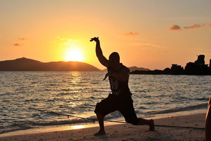 Phuket: Phi Phi Sunrise Boat Tour to Bamboo and Khai Island - Key Highlights Worth Waking Up For