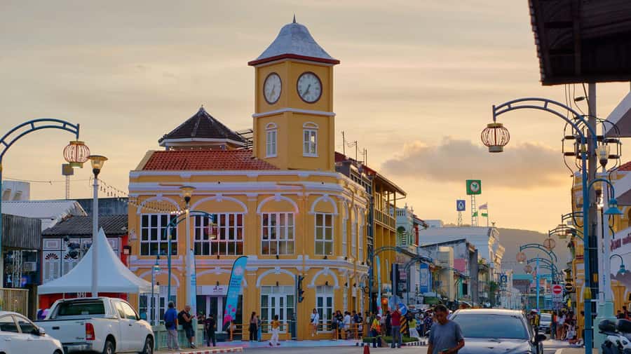 Phuket: Private City Tour &Driver –Customize Your Highlights - Why a private Phuket driver is worth it