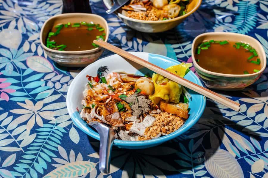 Phuket: Southern Flavours Food Tour with 15+ Tastings - Dietary Limits: Where This Tour Works and Where It Doesn’t