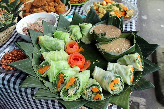PRIVATE Authentic Balinese Cooking Class in Ubud at Putu's Home - Dietary Needs: Vegetarian/Vegan Options Exist