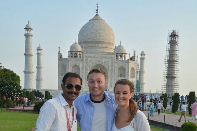 Private Taj Mahal Tour from Delhi by car - All Inclusive - Delhi to Agra in one day: the value of doing it privately