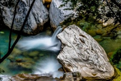 Private Taroko Gorge Day Tour from Hualien with Local Expert - Qingshui Cliff: The Shock of the Pacific After the Mountains