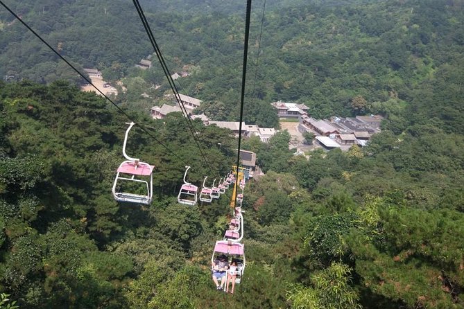Private Tour to Mutianyu Great Wall Lift Way Up & Toboggan Down - Chairlift vs cable car: Tower #6 or Tower #14