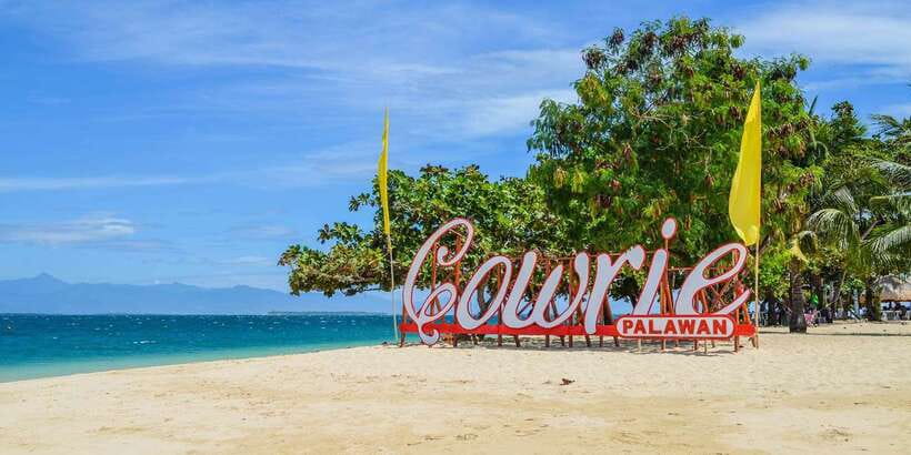Puerto Princesa: Honda Bay Island Hopping & Optional Massage - Cowrie Island: lunch, beach time, and the massage add-on