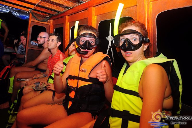 Railay and 4-Island Sunset Speedboat Cruise with Night Snorkel - Food and drink: the beach meal is part of the value, not just a perk