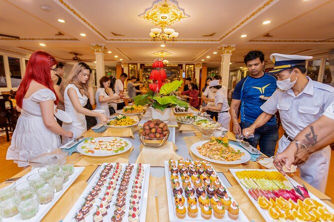 Saigon River Dinner Cruise: Buffet, Set Menu, Fine Dining (3hrs) - Dinner Options: Buffet vs Set Menu (And What You Should Expect)