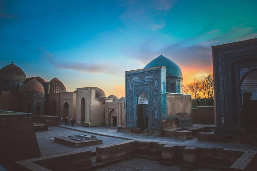 Samarkand: Historical Monuments Guided Walking Tour - Shah-i-Zinda: sacred necropolis at sunset