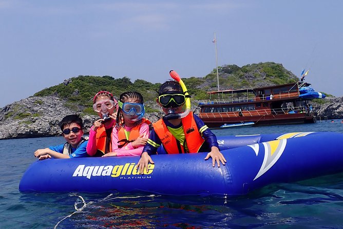 Semi-Private yacht adventure to Ang Thong Park’s hidden treasures - Lunch and the limestone cruising rhythm
