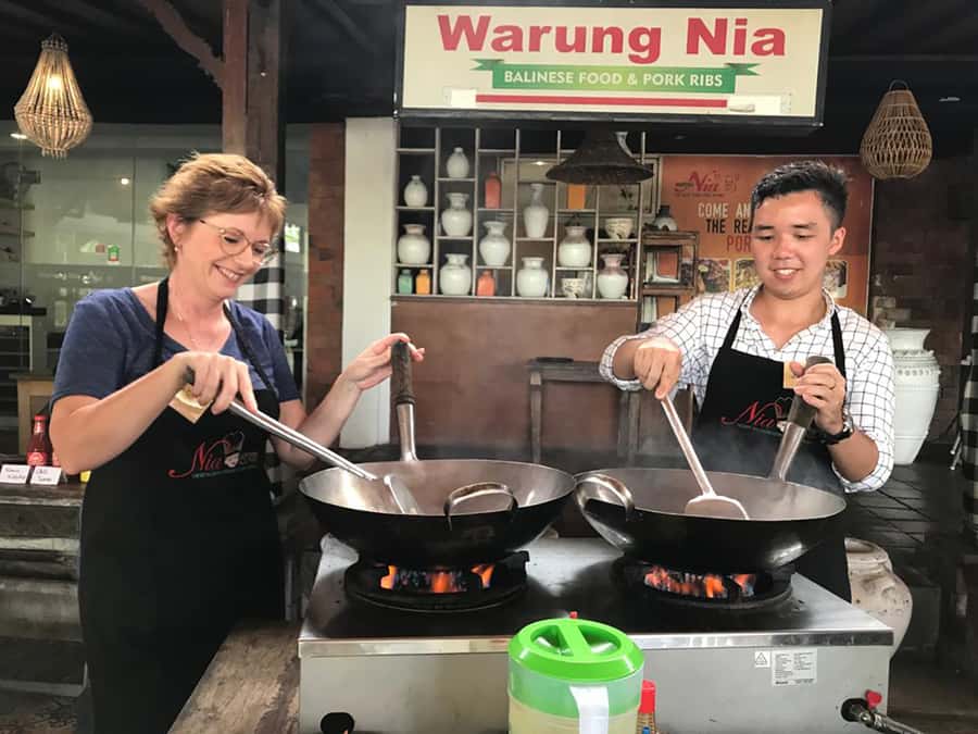 Seminyak: Balinese Cooking Class & Market Tour - What you’ll actually cook: Balinese pastes, classic dishes, and Indonesian favorites