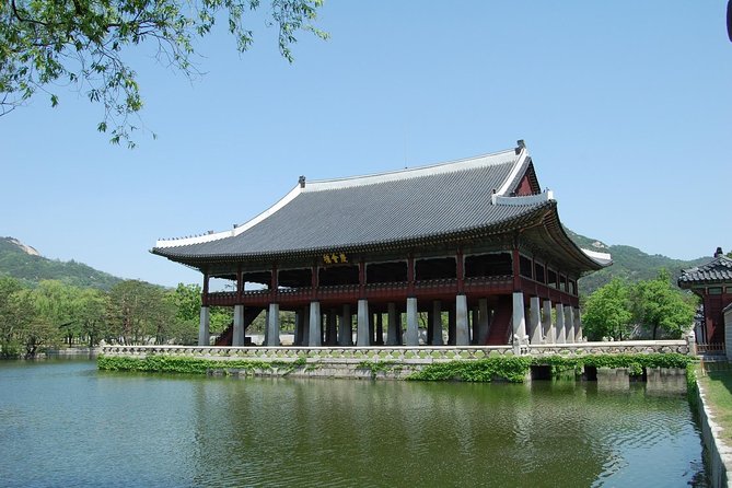 Seoul City Sightseeing Tour Including Gyeongbokgung Palace, N Seoul Tower, and Namsangol Hanok Village - Insadong Lunch at Your Pace, Plus Souvenir Time