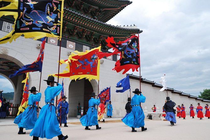 Seoul City Sightseeing Tour Including Gyeongbokgung Palace, N Seoul Tower, and Namsangol Hanok Village - Namsangol Hanok Village: Joseon Homes in a Compact Walk