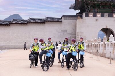 Seoul E-bike Tour - Gyeongbokgung Palace: the iconic gate stop (and when timing shines)