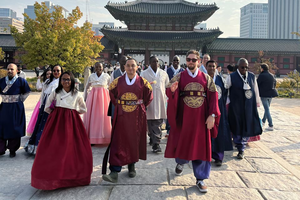 Seoul Half-Day City Highlight, Palace Tour with Hanbok - Gyeongbokgung Palace and the Changing of the Guard in costume