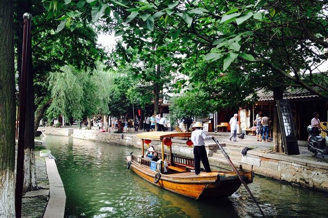 Shanghai Private Tour: Zhujiajiao Water Town and Boat Ride - Hotel pickup and drop-off in Shanghai: easy start, one small extra