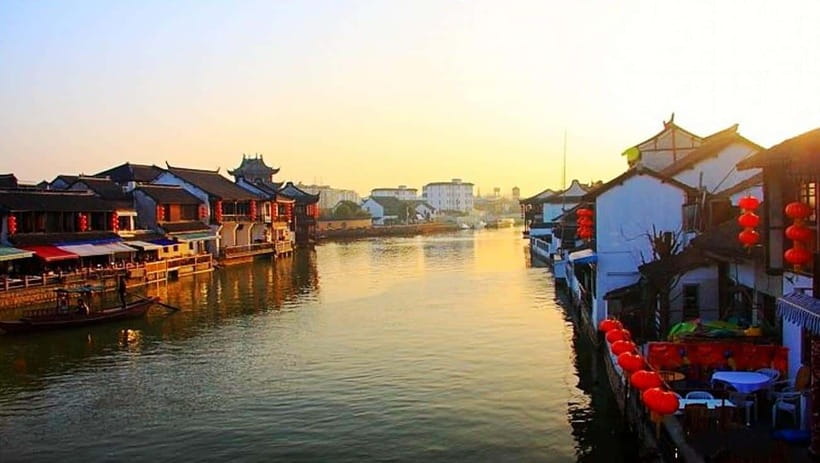 Shanghai: Zhujiajiao Private Tour w/ Boat Ride & Garden - Private Boat Ride on the Old Canal: See It From the Water