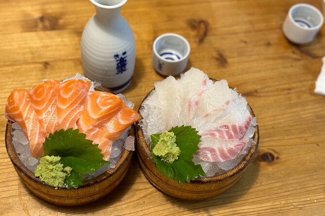 Shinjuku: Food Tour – 15 Dishes at 4 Eateries - Walking pace and keeping up: a fair warning before you commit