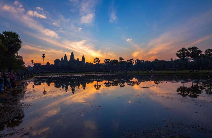 Siem Reap: Angkor Wat: Small-Group Sunrise or Sunset Tour - Getting picked up in Siem Reap without turning it into a hassle