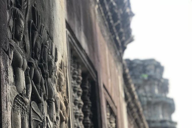 Siem Reap: Angkor Wat Sunrise Explore The Most Iconic Temples - North Gate and Tonle Om Gate: the myth-game entrance to Angkor Thom