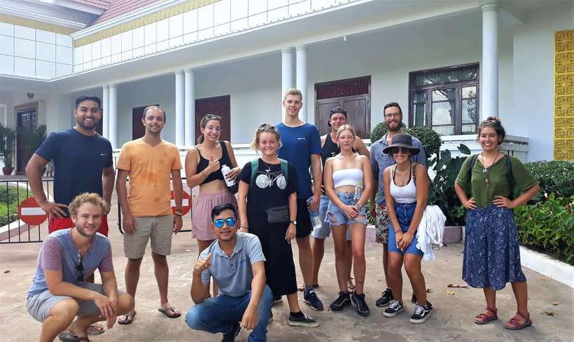 Siem Reap: City Walking Tour - Kandal Village’s colonial back streets: boutique shopping with real streetscape flavor