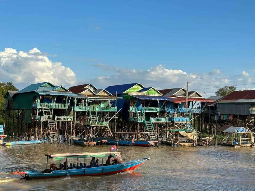 Siem Reap: Kompong Phluk Floating Village Half-Day Tour - Ro Lus Market and a local pagoda: the warm-up on land