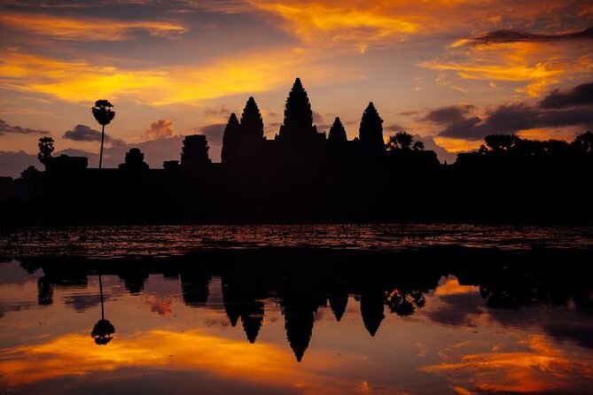 Siem Reap Tour: Angkor Wat Sunrise, Bayon, Ta Prohm, Banteay Srei - Banteay Srei: Pink Sandstone Carving You Can Feel in Your Eyes