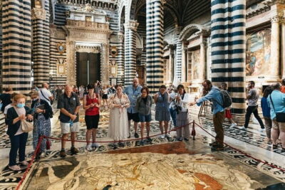 Siena and San Gimignano: Small-Group Tour with Lunch from Florence - Siena’s Piazza del Campo: where the day’s energy starts